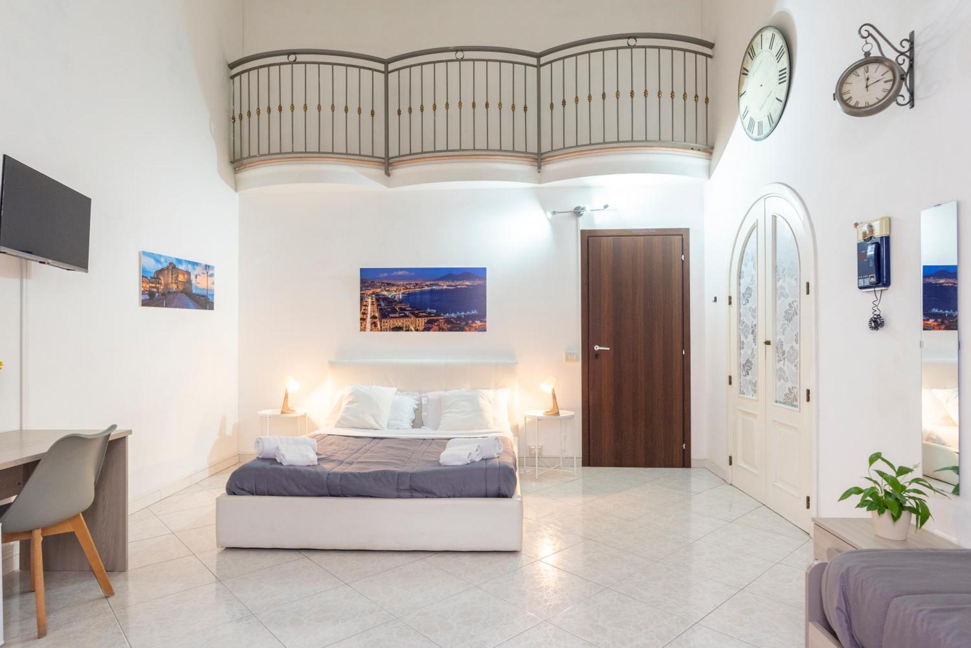 Napoli Centro, Dm Suites Dış mekan fotoğraf