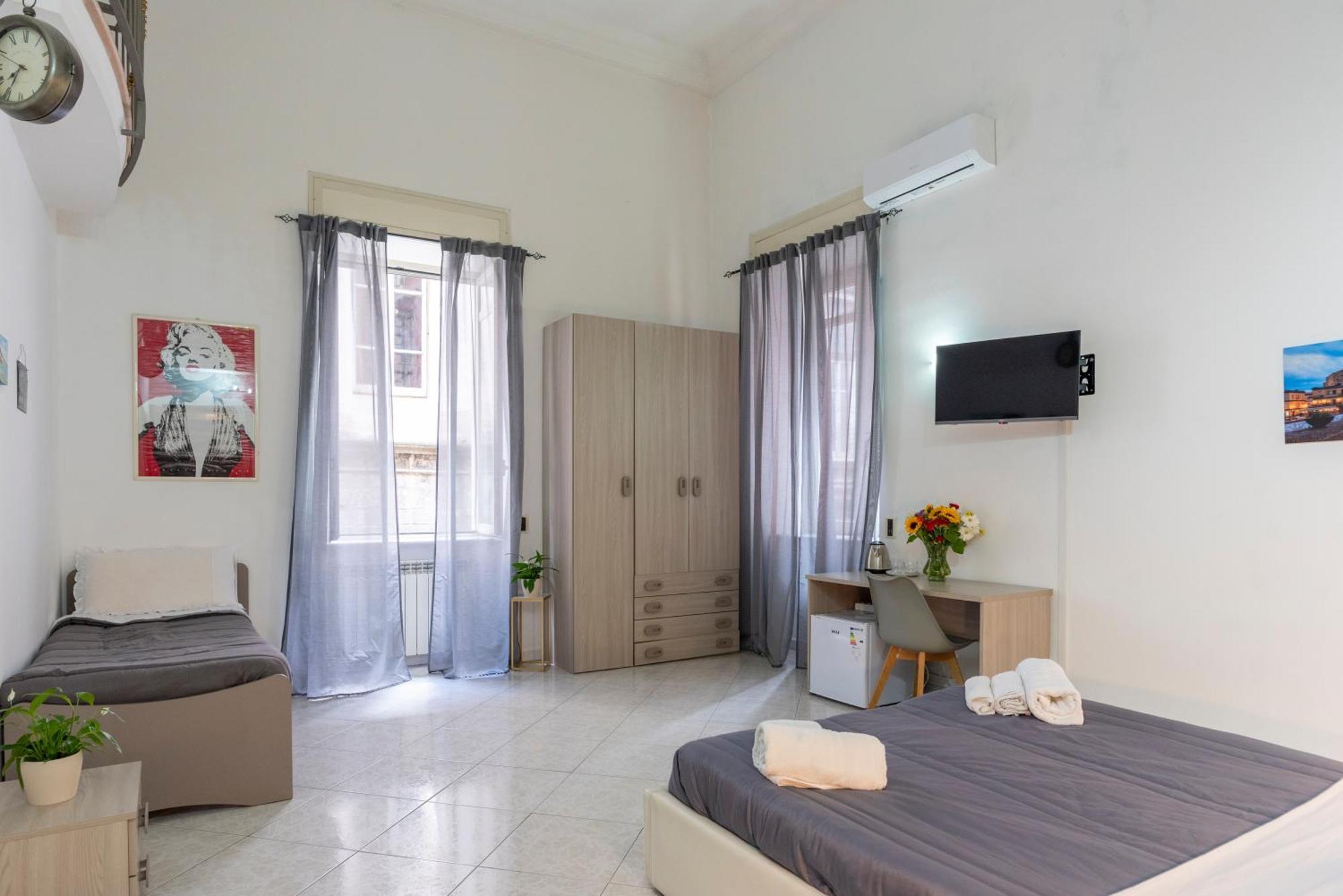 Napoli Centro, Dm Suites Dış mekan fotoğraf