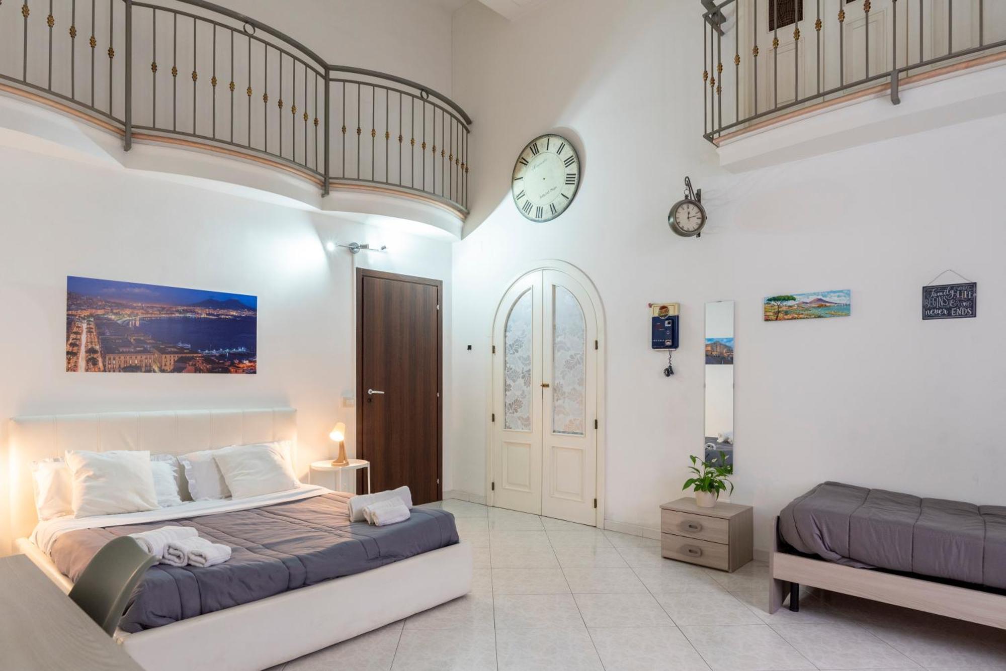 Napoli Centro, Dm Suites Dış mekan fotoğraf