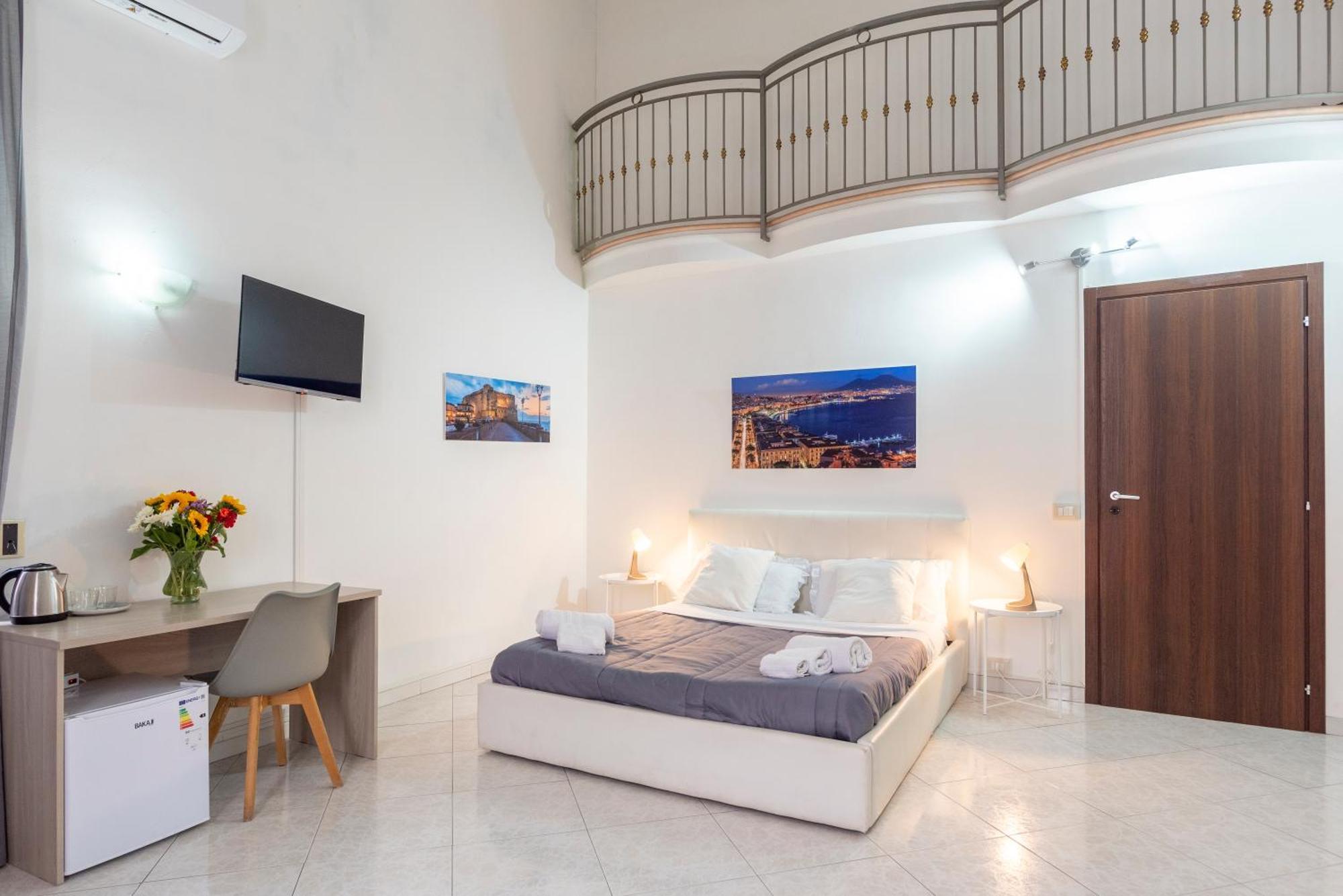 Napoli Centro, Dm Suites Dış mekan fotoğraf